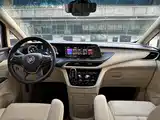 Фото 13 - Buick GL8