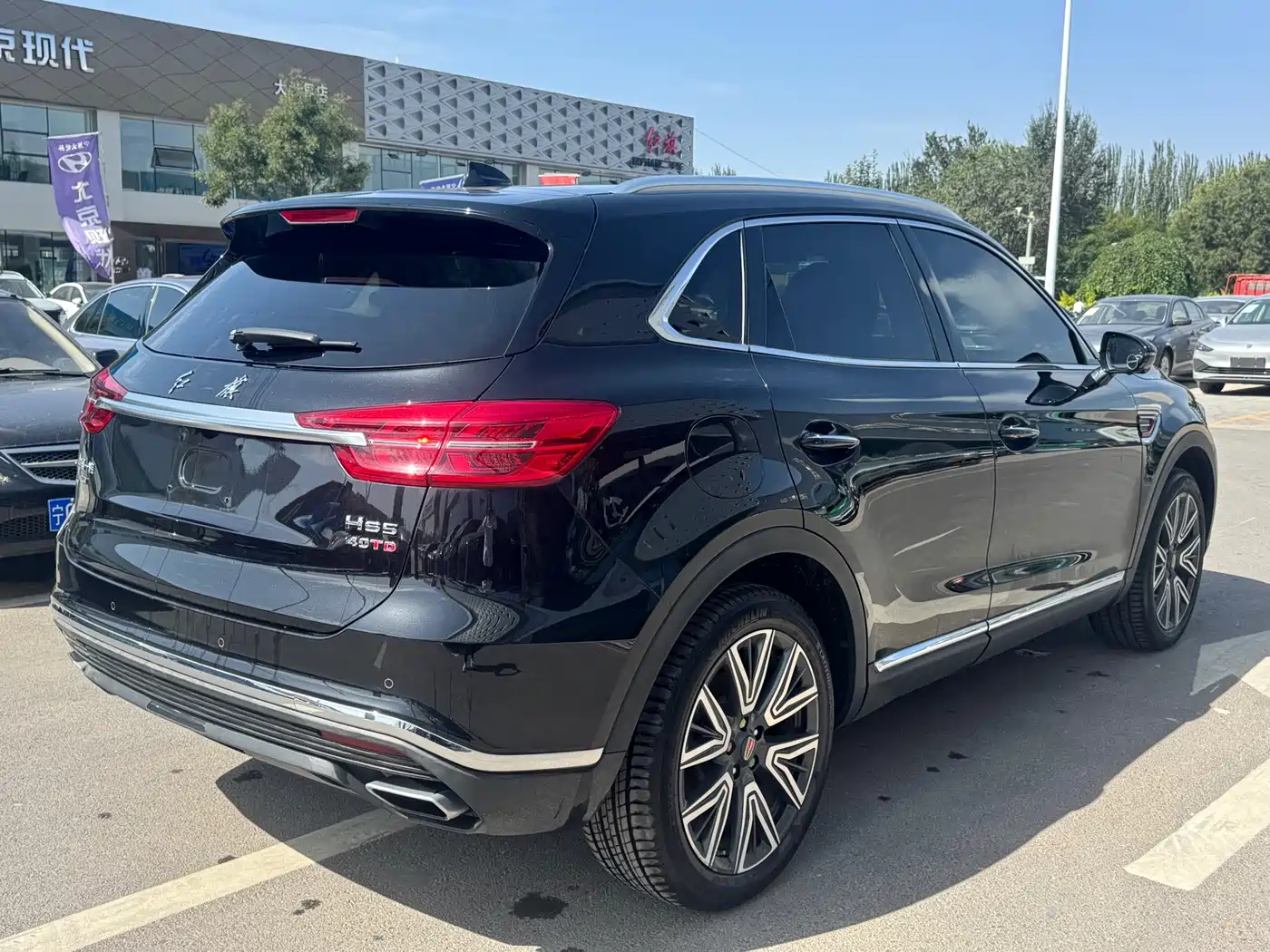 Hongqi HS5 2022 2.0T Smart Connect Flagship AWD Edition фото 4