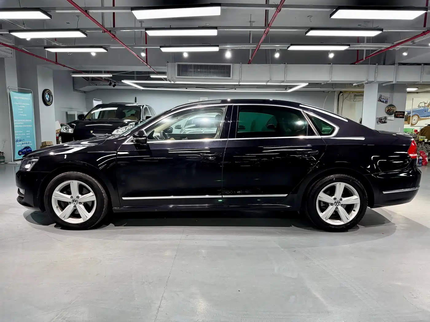 Volkswagen Passat 2014 1.8TSI DSG Executive Edition фото 4
