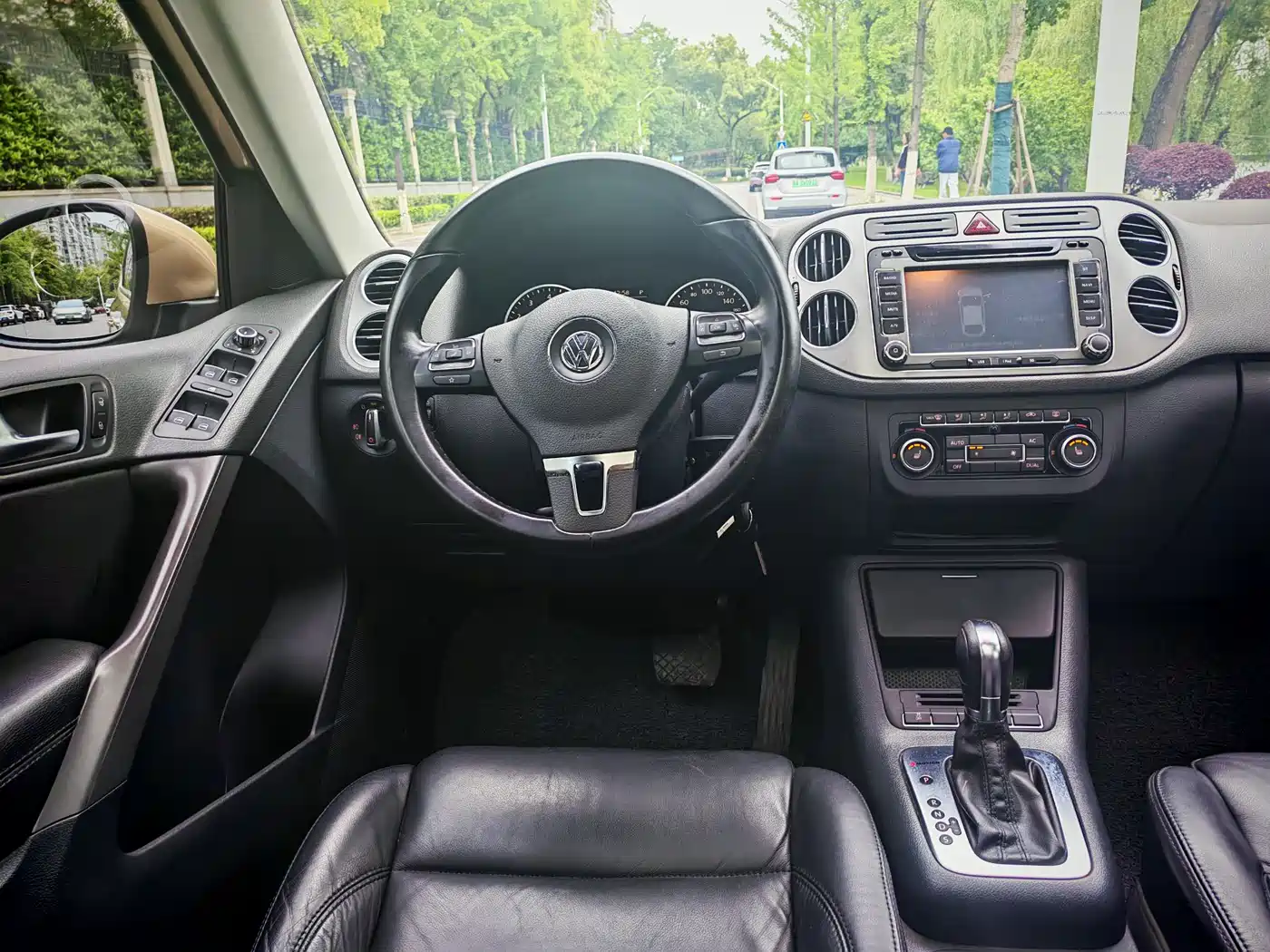 Volkswagen Tiguan 2013 2.0TSI Auto 4WD Luxury Edition фото 13