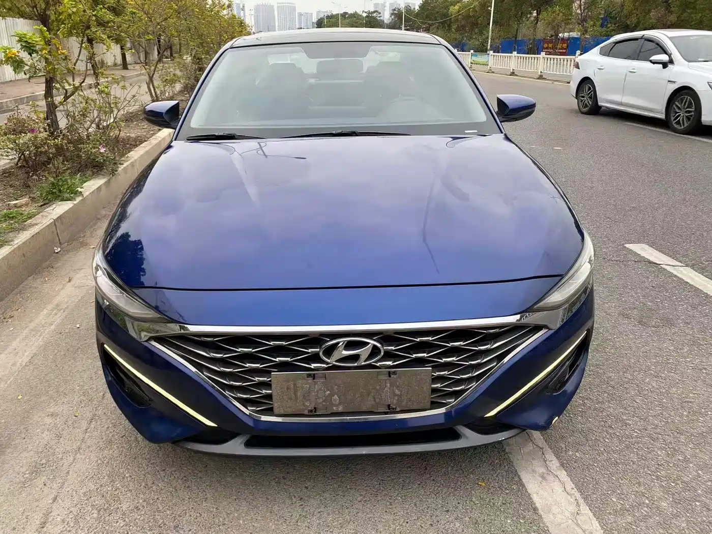 Hyundai Fista 2019 280TGDi Sport Edition China VI фото 2