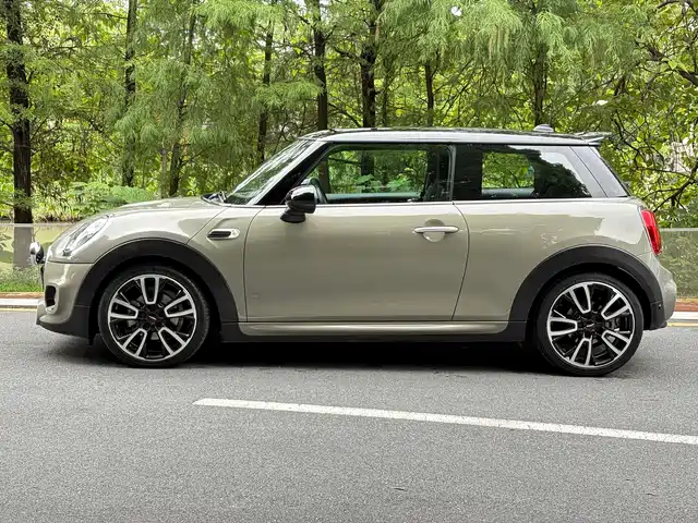 MINI 2018 1.5T COOPER Racing Edition — фото 2