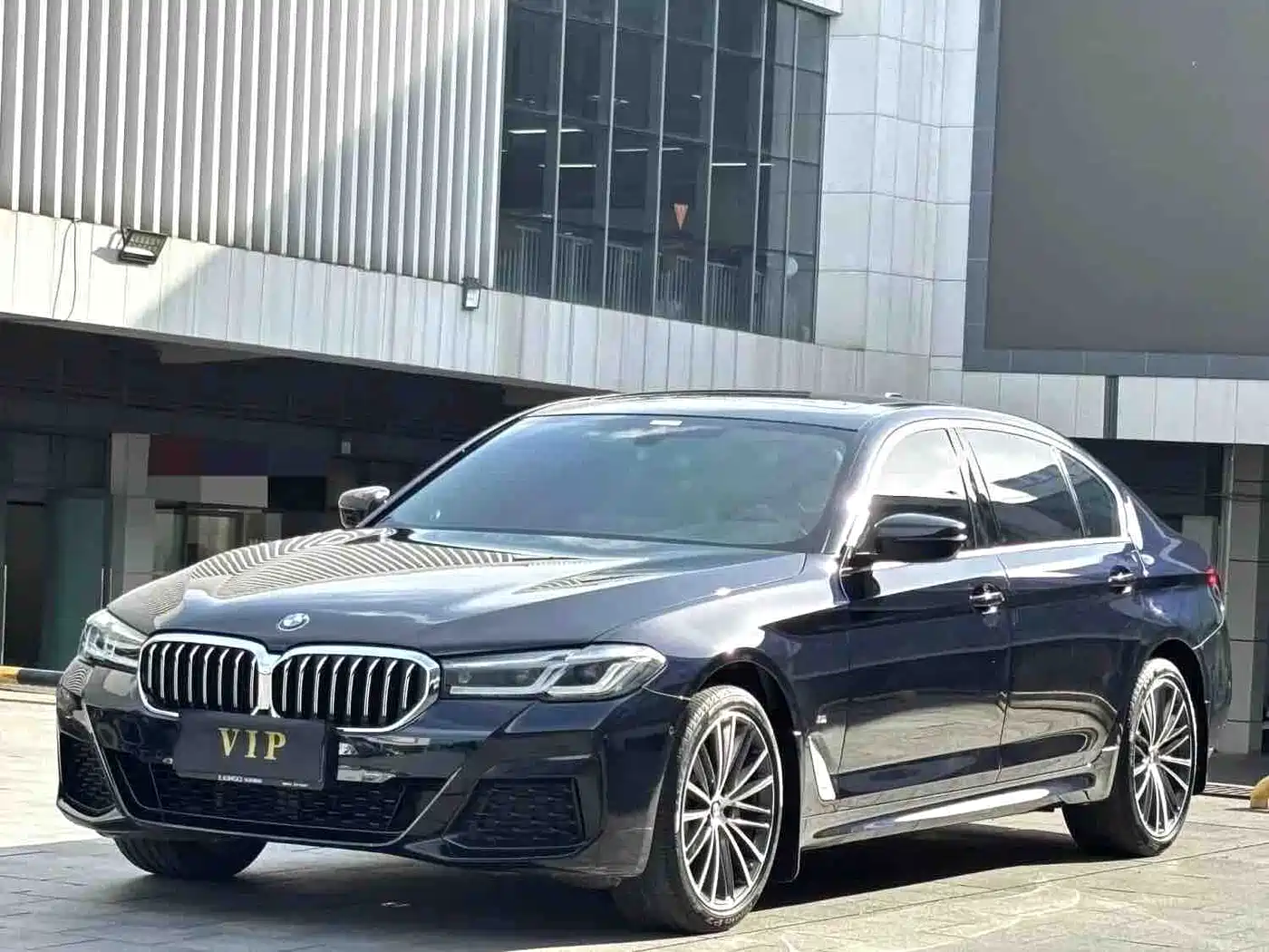 BMW 5 Series 2022 530Li Leading M Sport Package