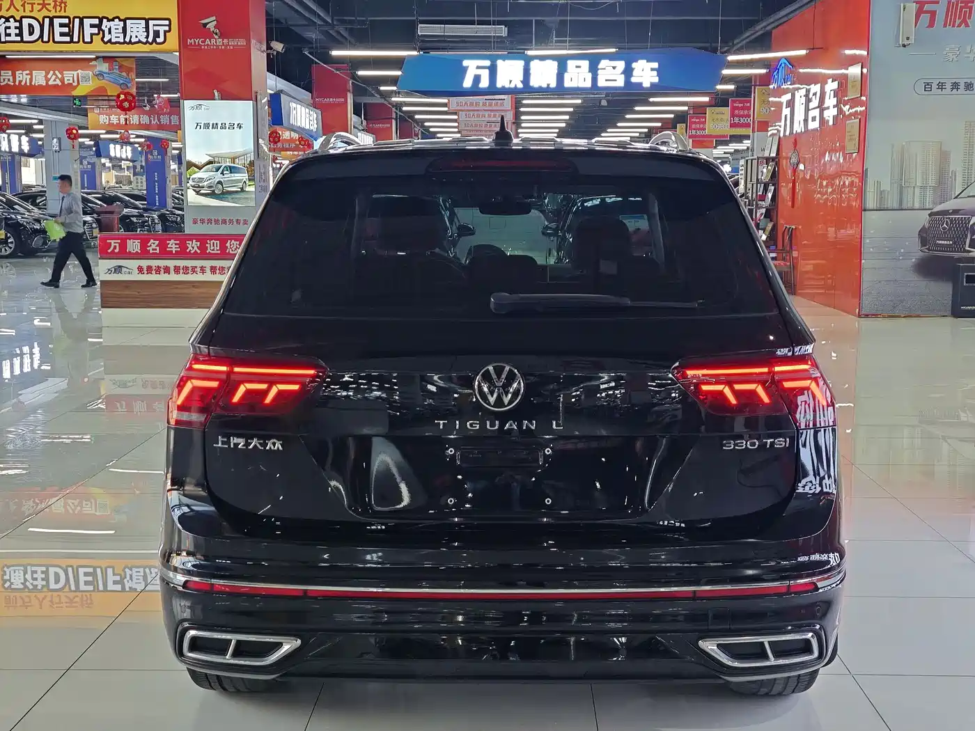Volkswagen Tiguan L 2023 330TSI Auto 2WD R-Line Premium Edition фото 16