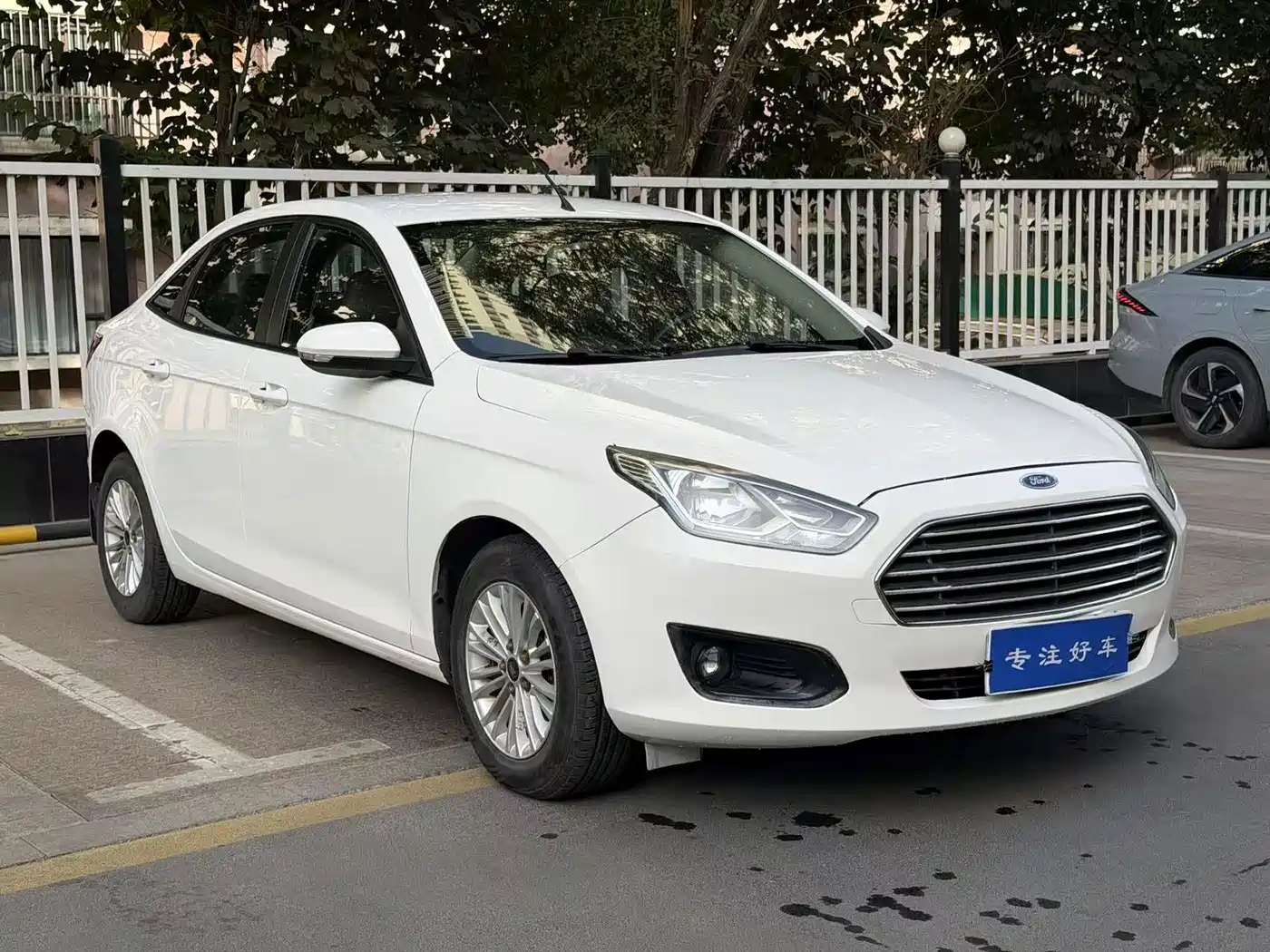 Ford Escort 2015 — пригон из Китая
