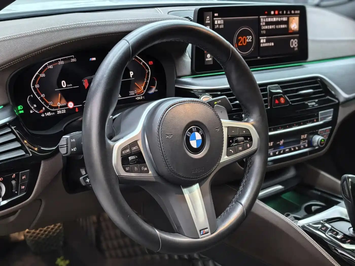 BMW 5 Series 2022 530Li Exclusive M Sport Package фото 16