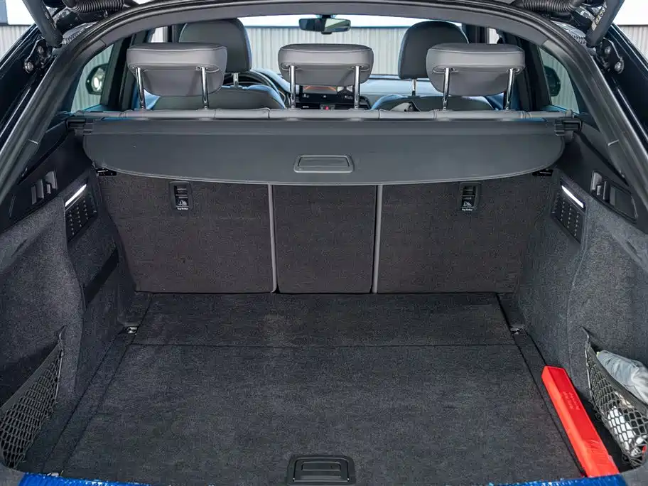 AUDI Q5L SPORTBACK