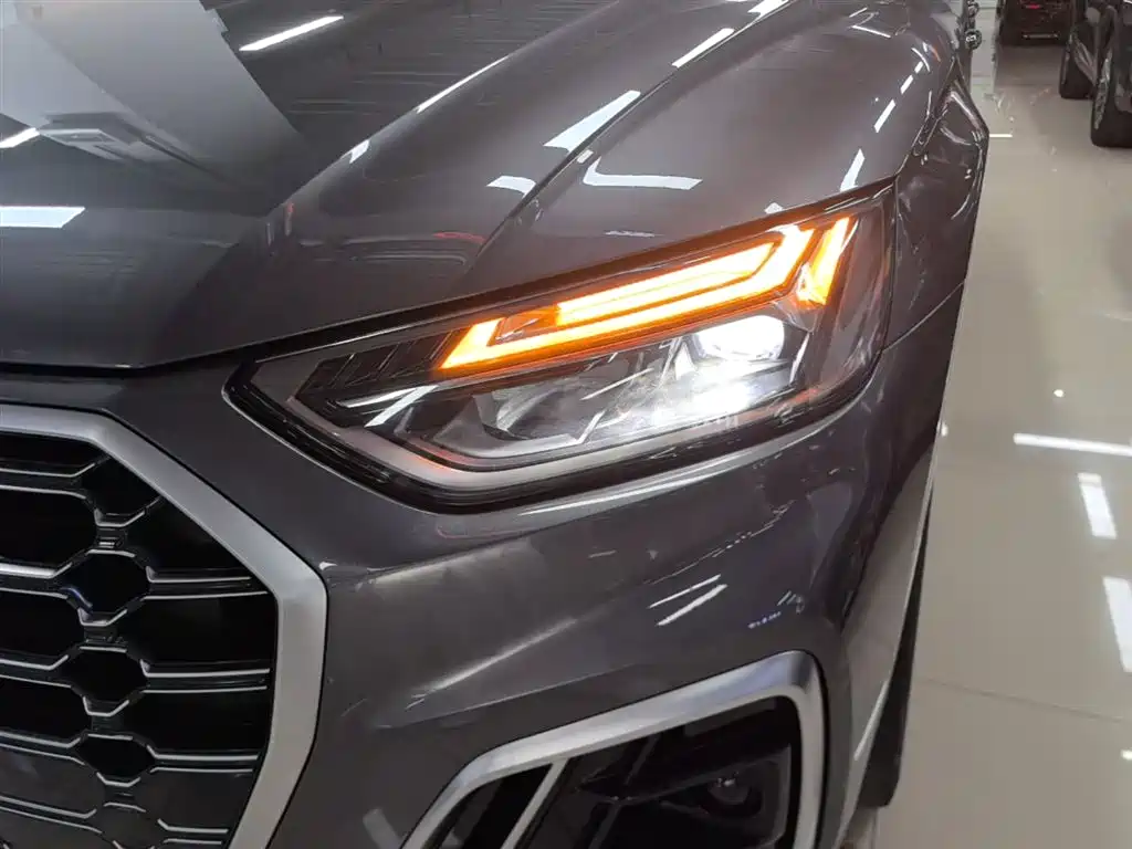 Audi Q5L 2022 Facelift 45T Luxury Dynamic фото 24