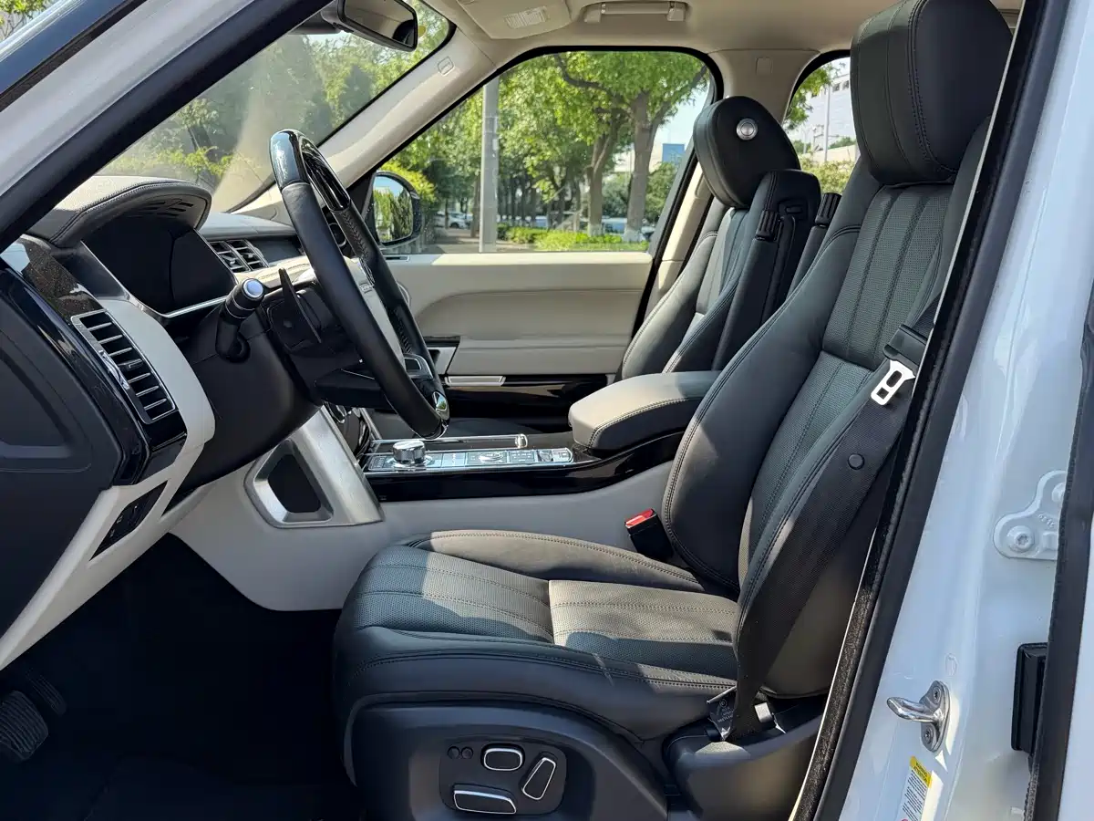 Land Rover Range Rover 2015 3.0 SC V6 Vogue фото 7