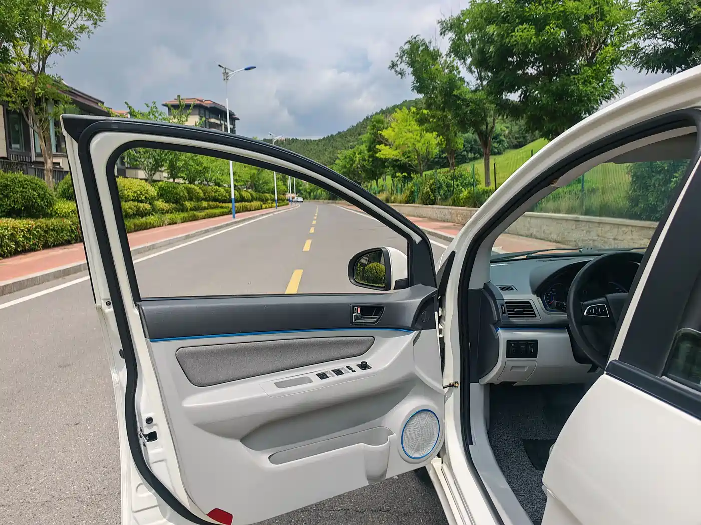BAIC New Energy EV 2015 2015 EV160 Elegant Edition