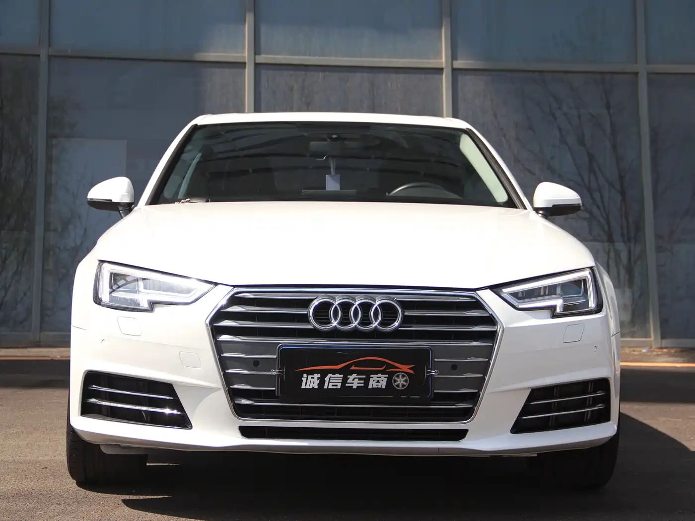 Audi A4L 2017 Plus 40 TFSI Fashion фото 2
