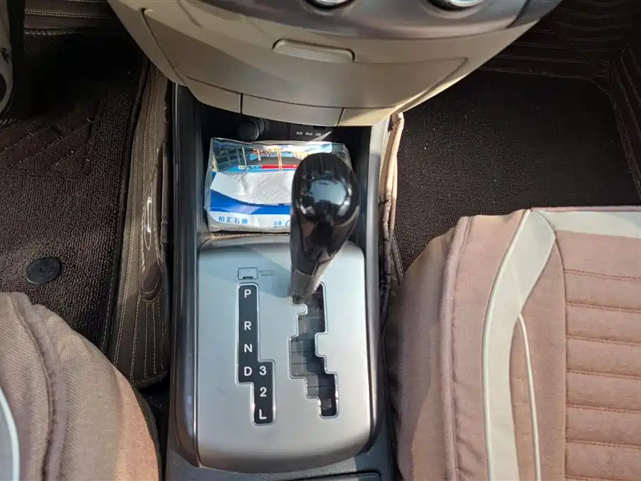 Hyundai Elantra 2011 1.6L Automatic Comfort фото 16