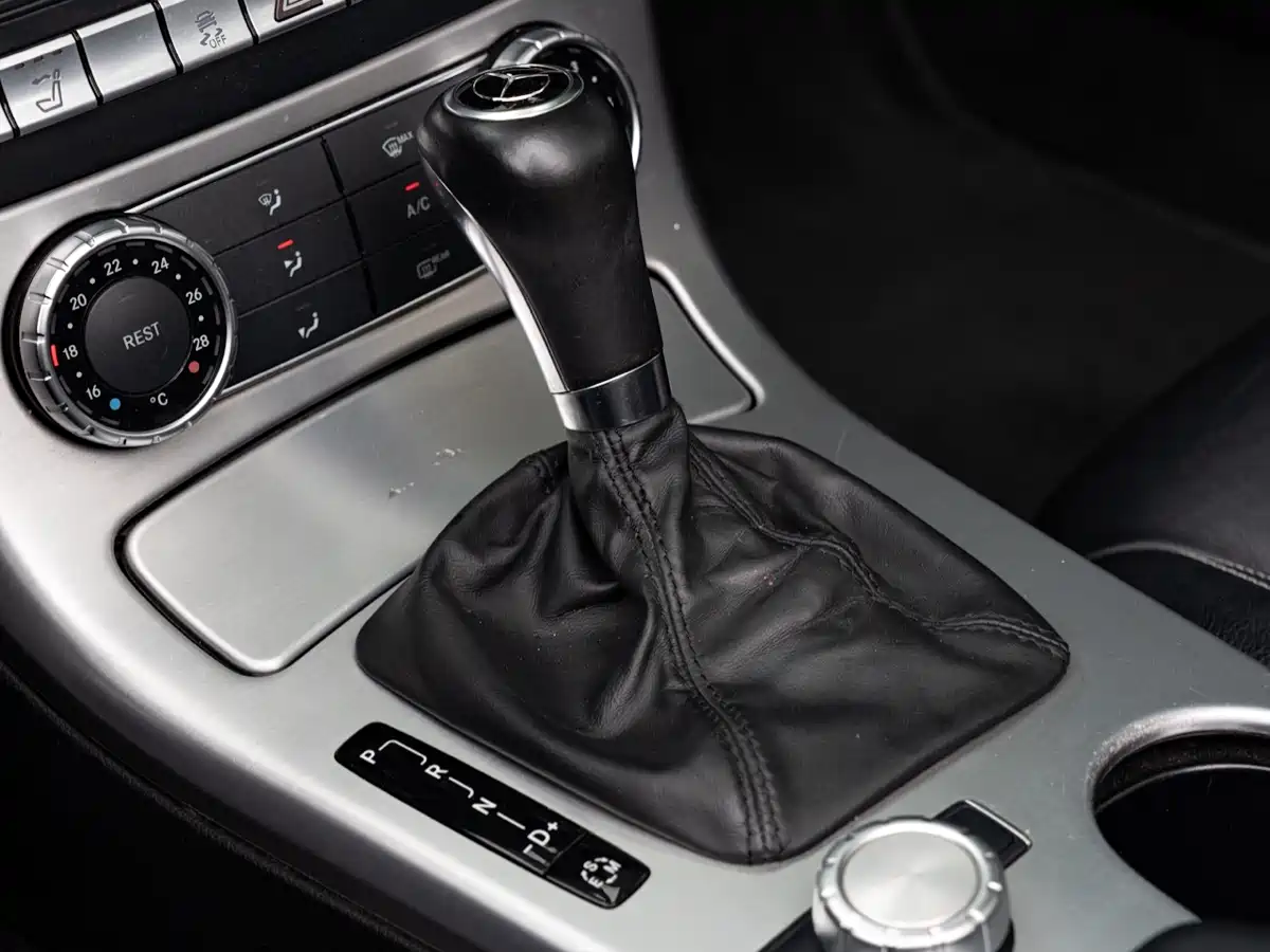 Mercedes-Benz SLK-Class 2015 2011 SLK 200 Fashion