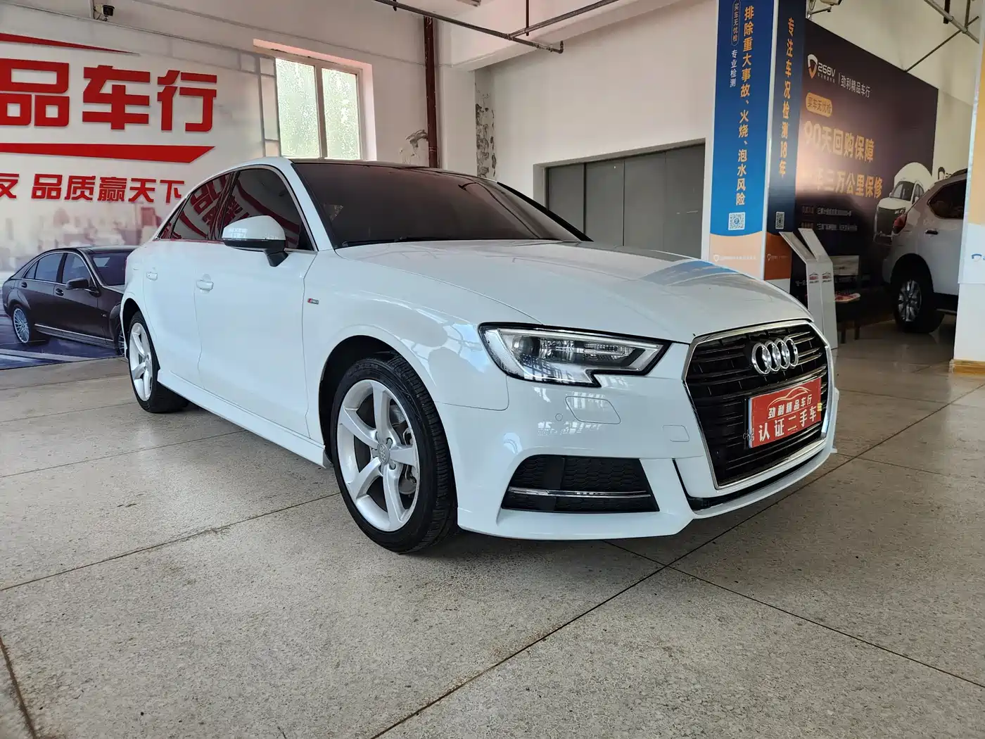 Audi A3 2017 Limousine 35 TFSI Fashion фото 3