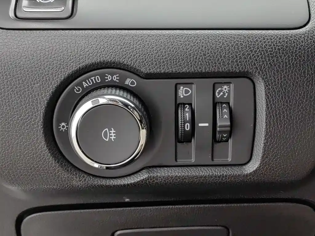 Buick GL6 2022 2021 323T Mild Hybrid Connected Luxury