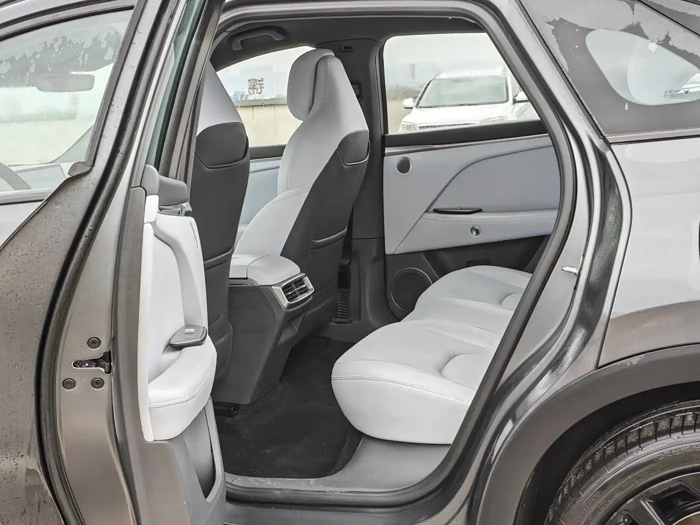 ARCFOX EXTREME FOX POLAR FOX ALPHA T5