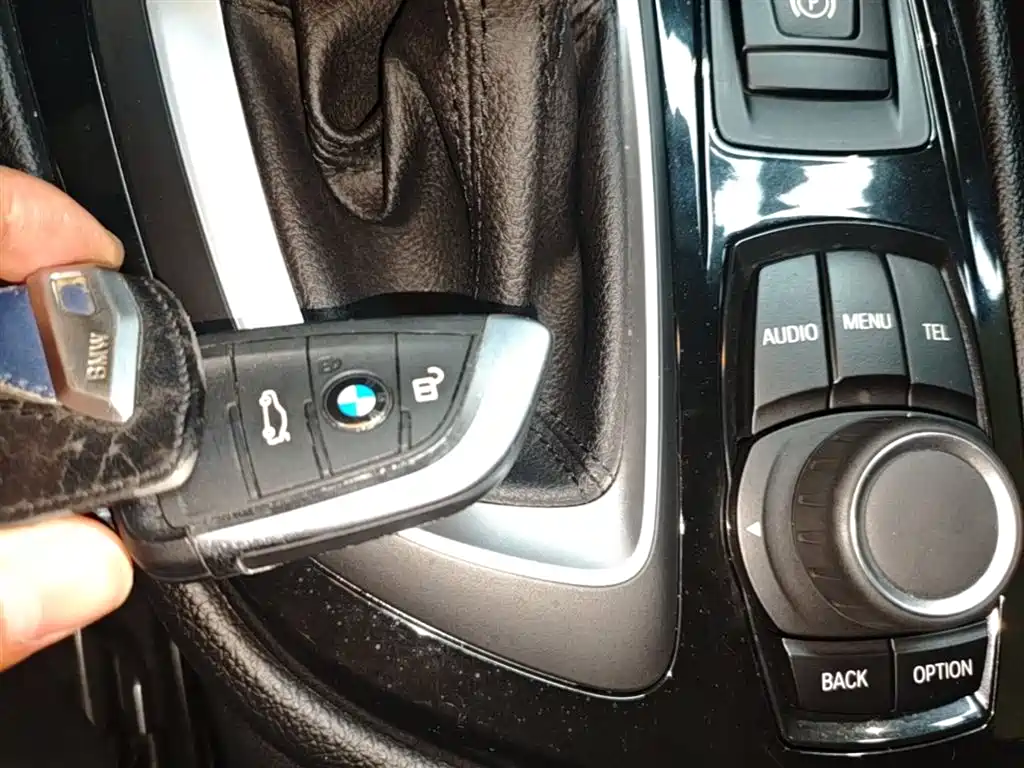 BMW 2 Series Touring 2016 218i Fashion Model фото 9