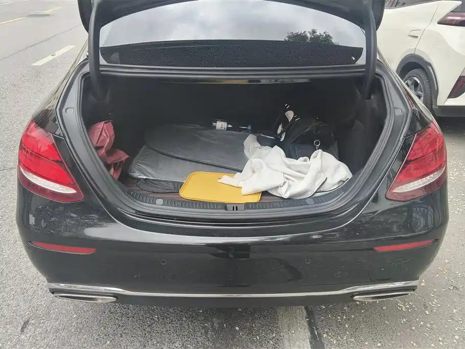 Mercedes-Benz E-Class 2018 E 200 L фото 4