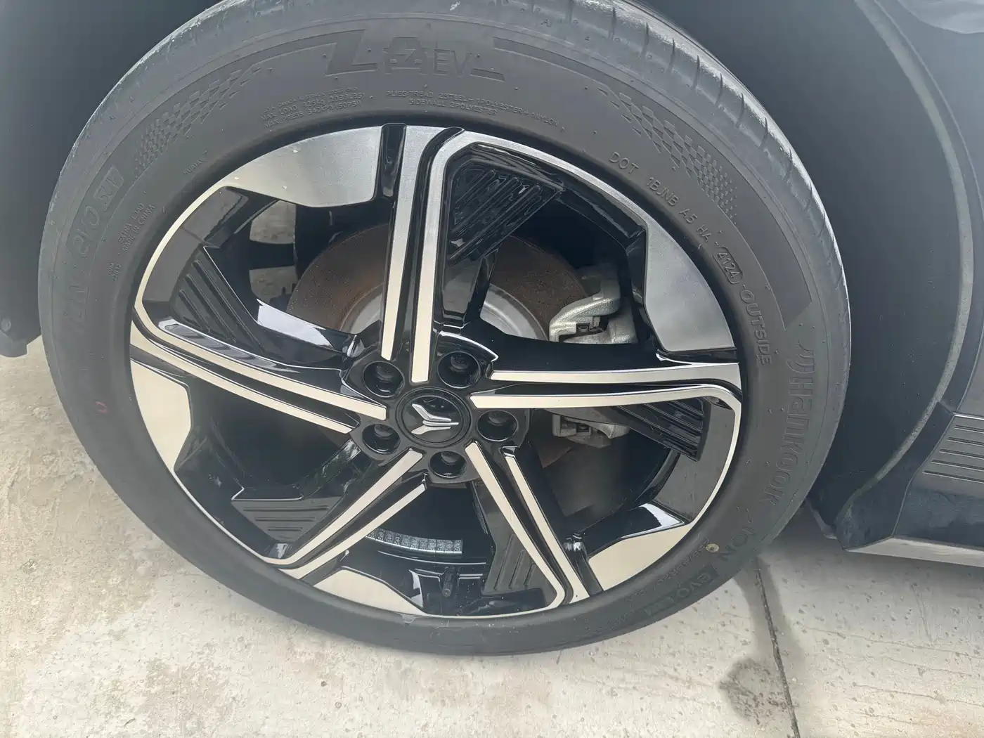 Voyah Auto Voyah Zhiyin 2024 Long Range Super Charging Edition фото 9