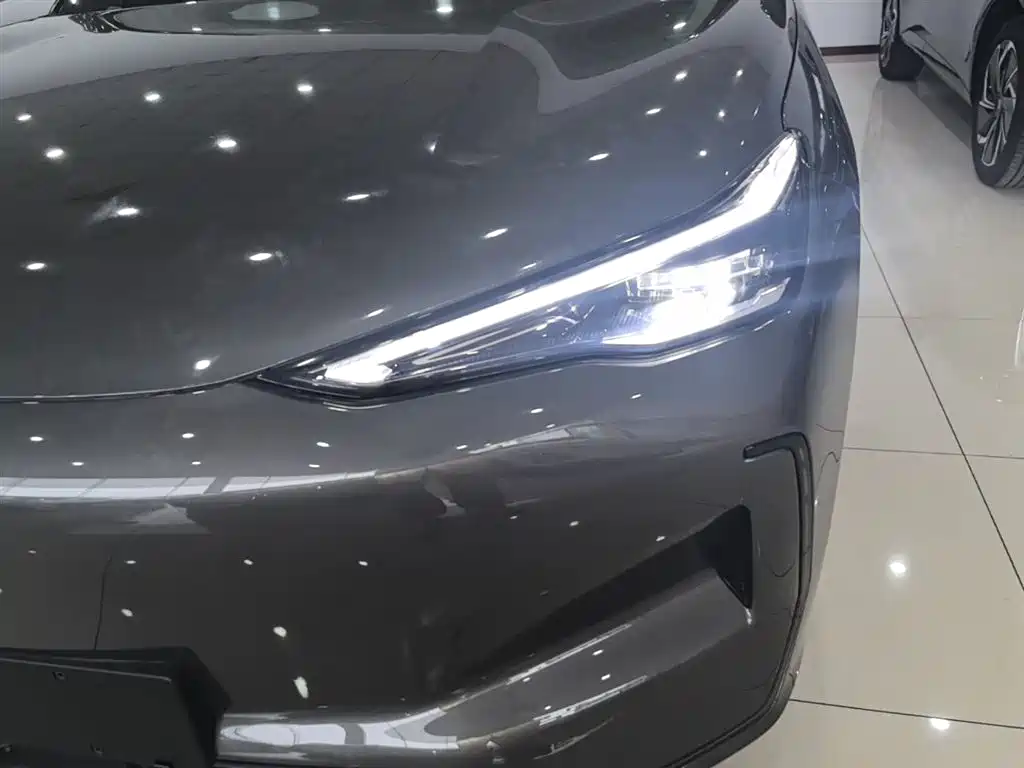 Geely Galaxy Galaxy E5 2026 530km Voyager Edition фото 24