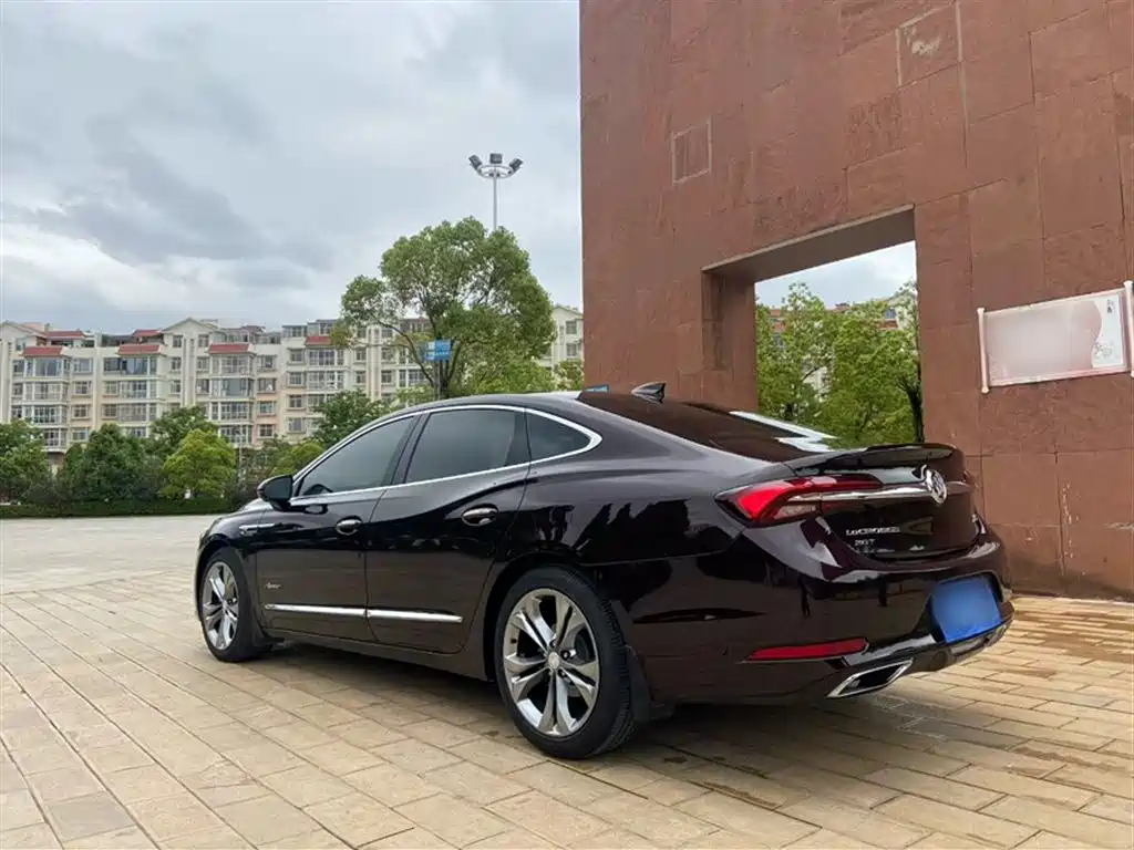 Buick LaCrosse 2019 28T Avenir Edition фото 5