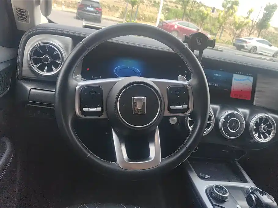 Tank 300 2021 Off-road Edition 2.0T Challenger фото 15