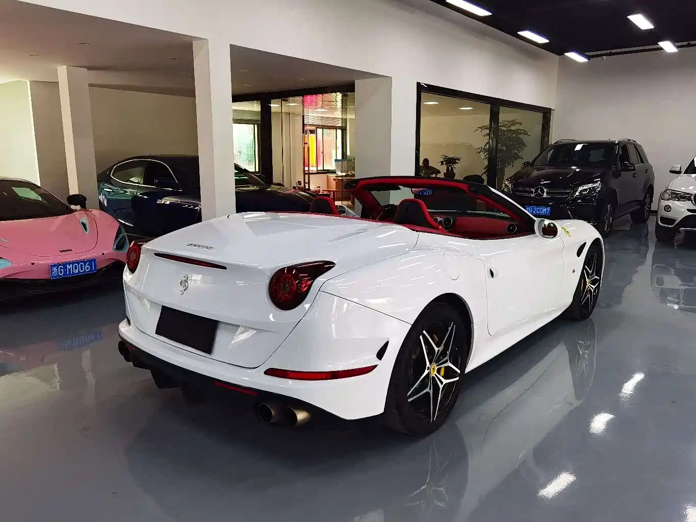 Ferrari California T 2015 3.9T Standard фото 5