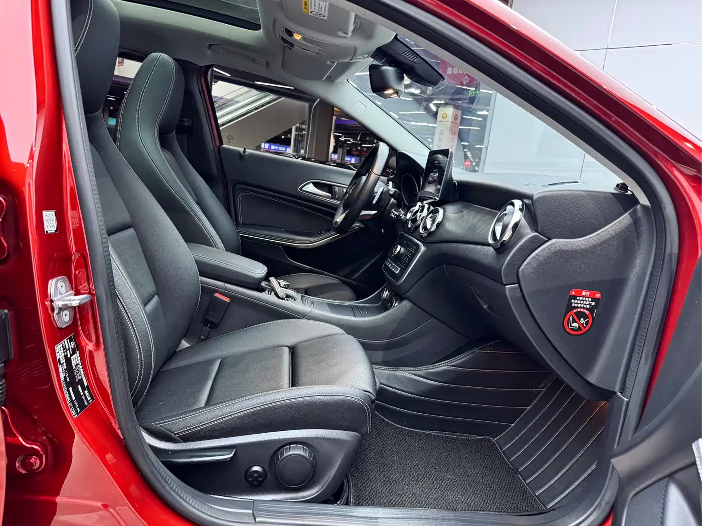 Mercedes-Benz GLA 2019 GLA 200 Dynamic фото 17