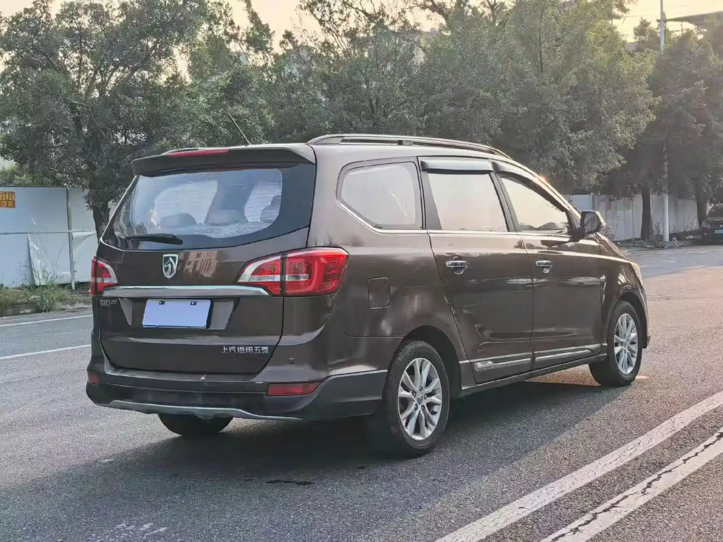 Фото 3 - Baojun 730