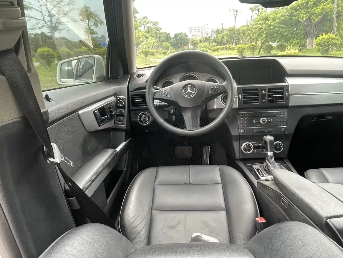 Mercedes-Benz GLK-Class (Import) 2008 GLK 300 4MATIC Luxury Edition фото 16
