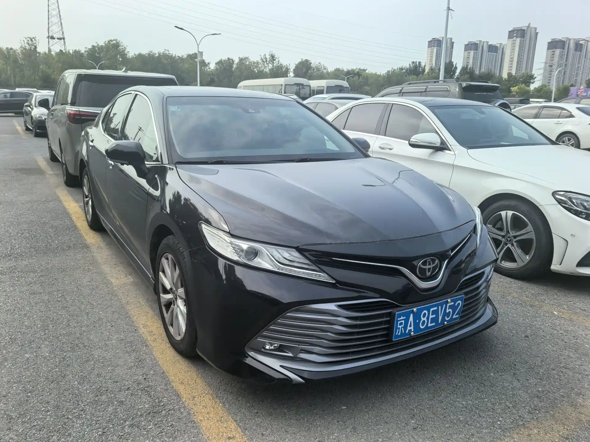 Фото 3 - Toyota Camry