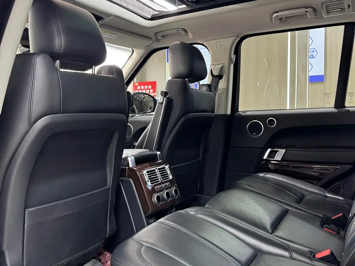 Land Rover Range Rover 2017 3.0 SC V6 Vogue фото 12