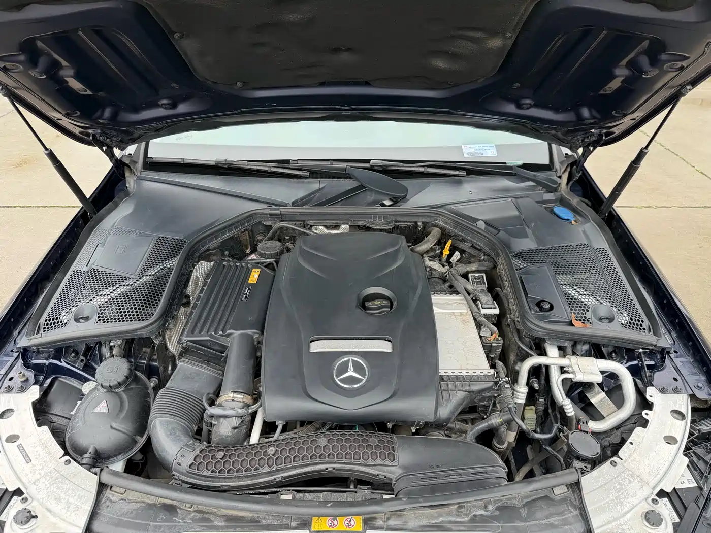 Mercedes-Benz C-Class 2017 C 200 L Sport фото 17
