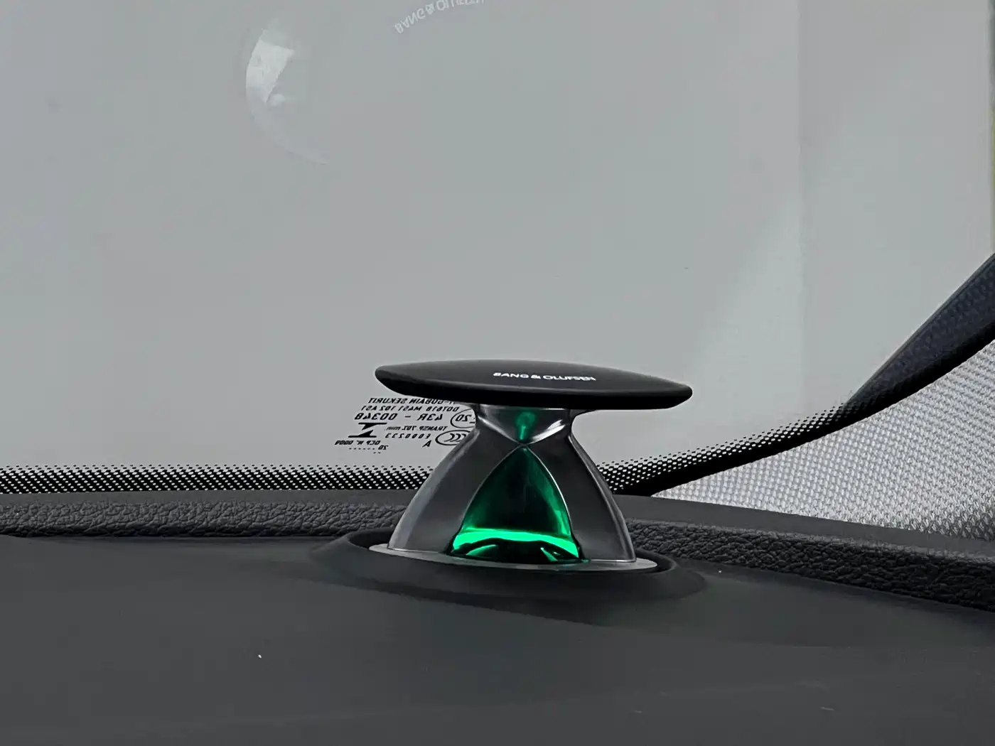 Фото 38 - Audi A4L