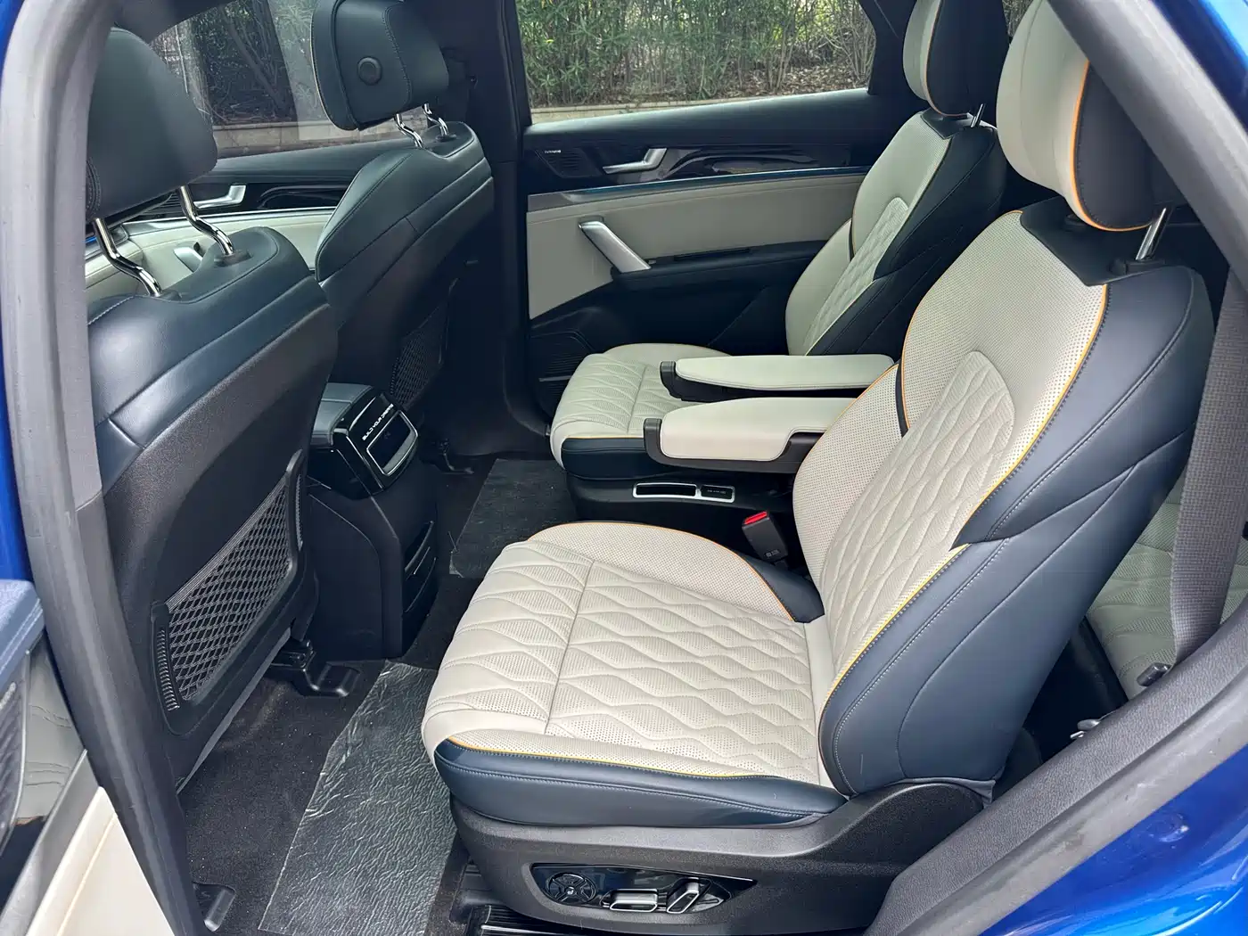 BYD Tang New Energy 2022 DM-p 215KM AWD Flagship фото 33