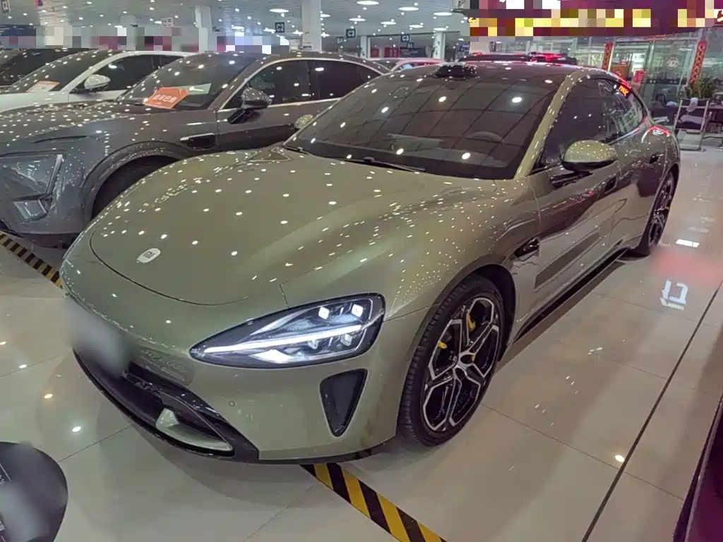 Xiaomi SU7 2024