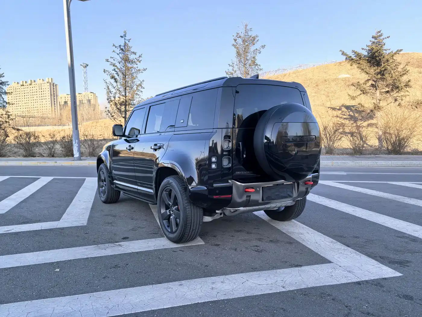 Land Rover Defender 2024 110 3.0T P400 X фото 4