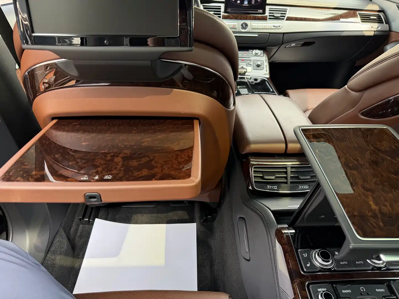 Audi A8 2014 A8L 6.3 FSI W12 quattro Flagship фото 14