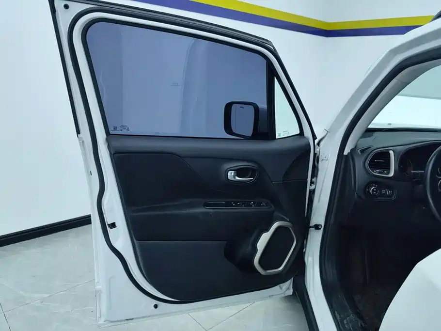 Jeep Renegade 2018 2017 180T Automatic Power Edition