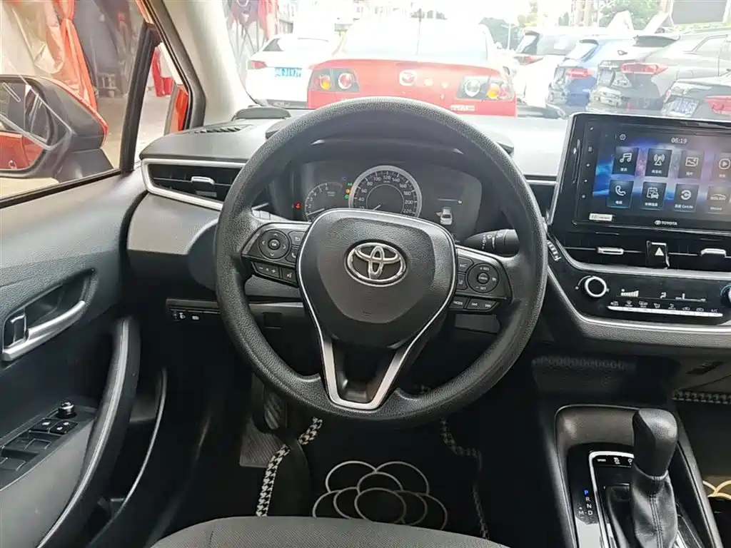 Toyota Corolla 2019 1.2T S-CVT GL-i Elite Edition фото 11