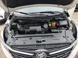 Фото 16 - Buick GL8