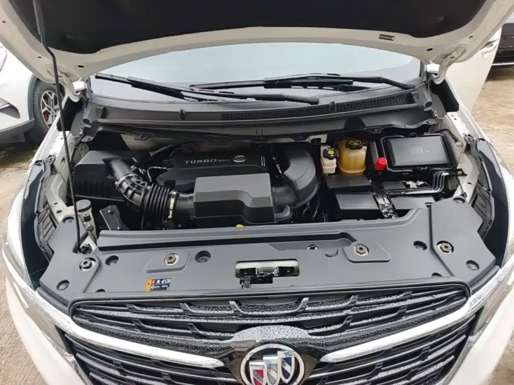 Фото 16 - Buick GL8