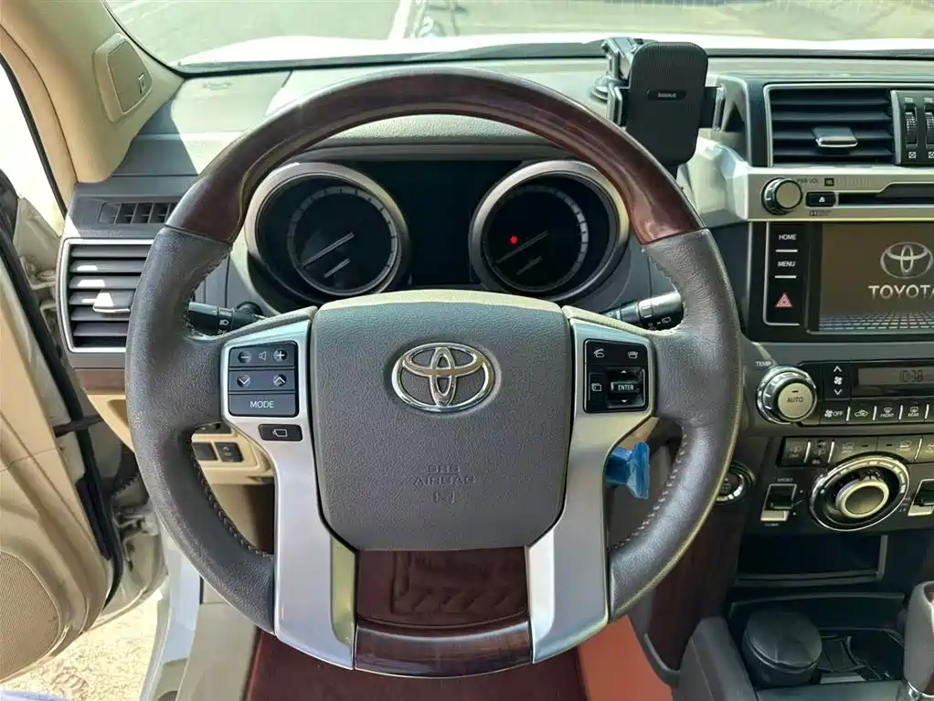 Toyota Prado 2016 3.5L Auto VX NAVI фото 11