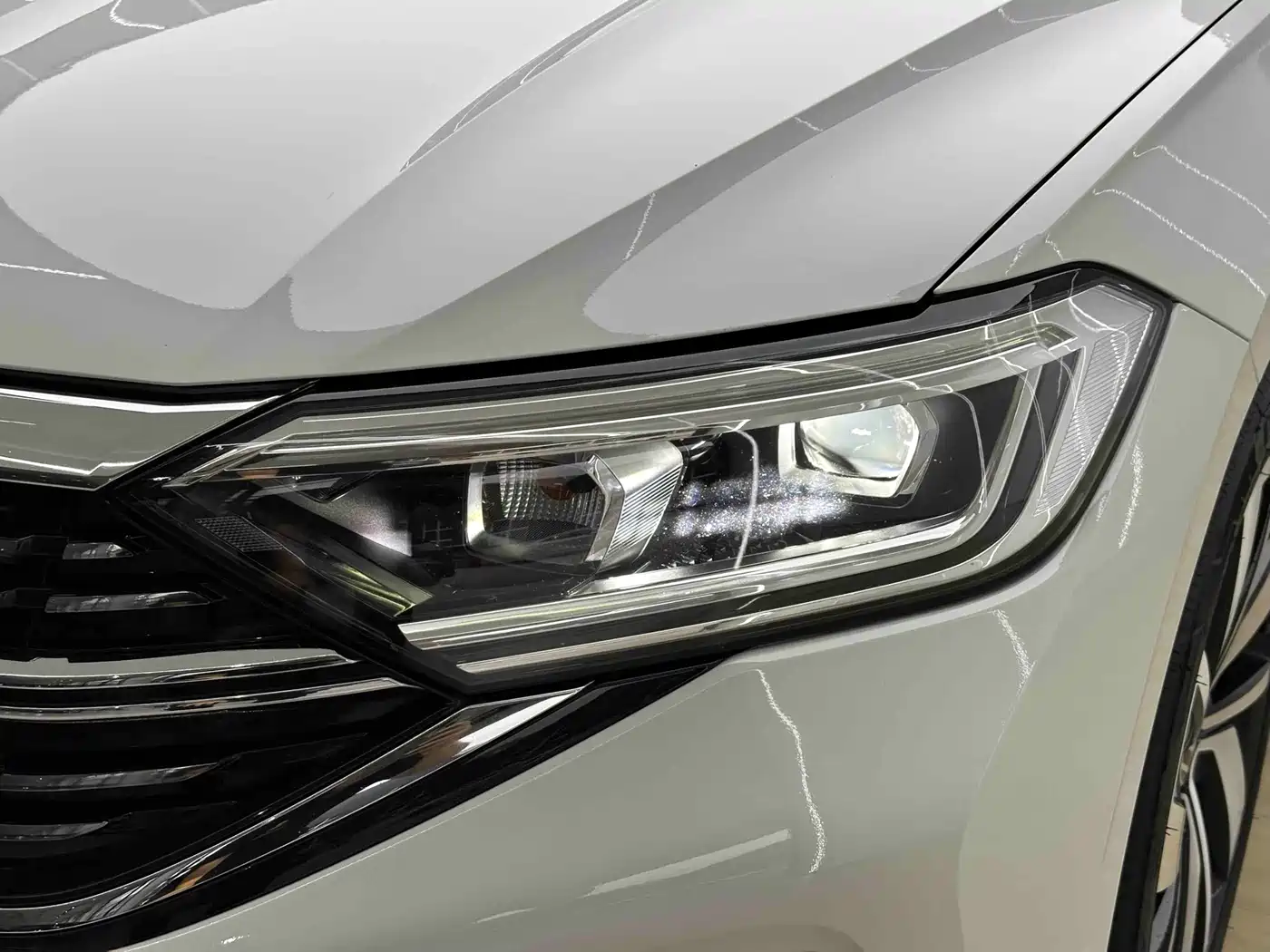 Volkswagen Sagitar, миниатюра 15