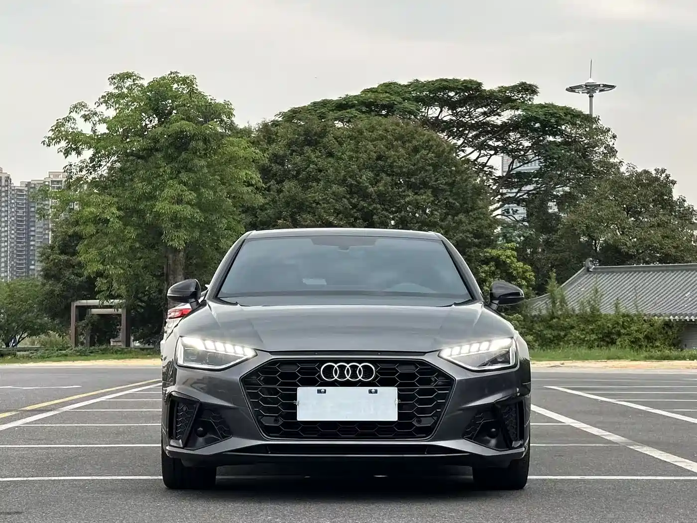 Audi A4L 2023 40 TFSI Luxury Sport фото 2