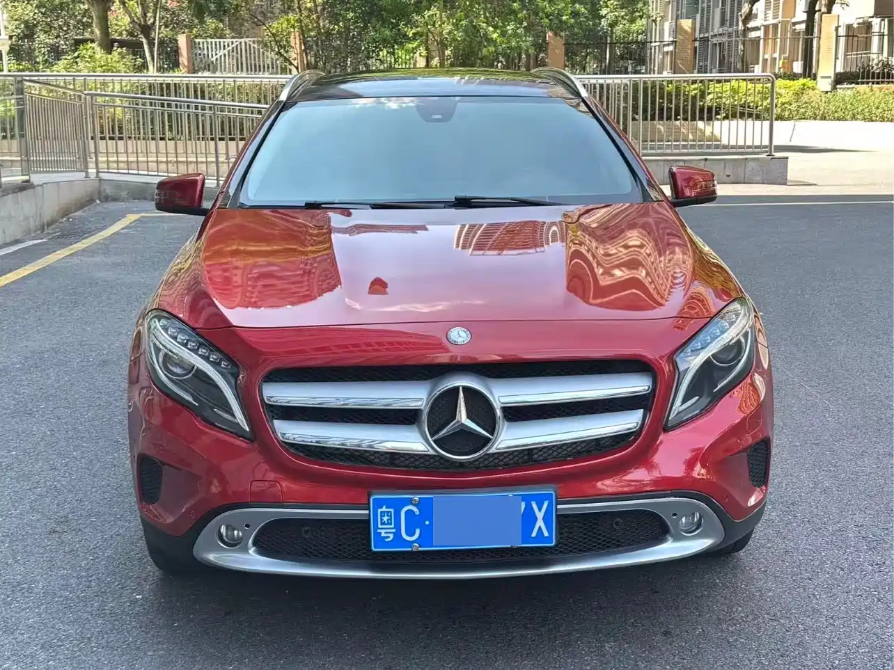 Mercedes-Benz GLA 2015 2015 GLA 200 Fashion