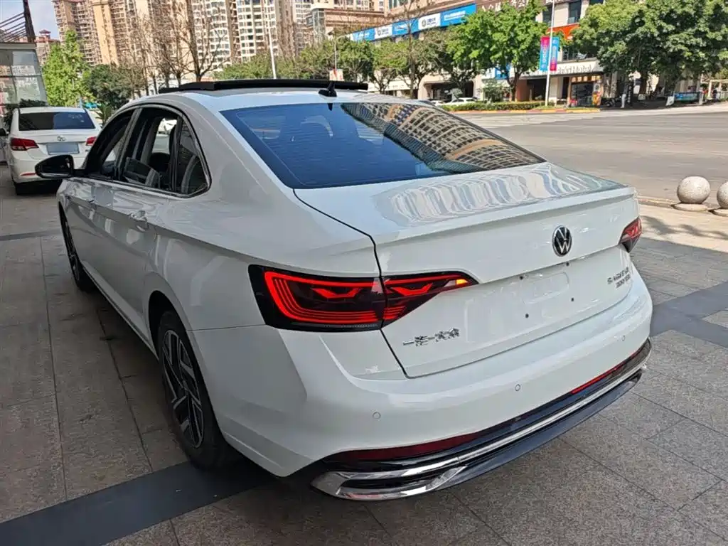 Volkswagen Sagitar 2023 Model Year 200TSI DSG Surpass Edition фото 5
