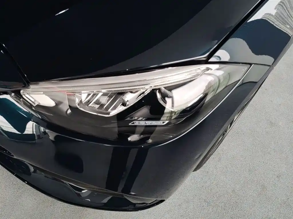 Mercedes-Benz C-Class 2023 Facelift C 260 L Night Sport Edition фото 24