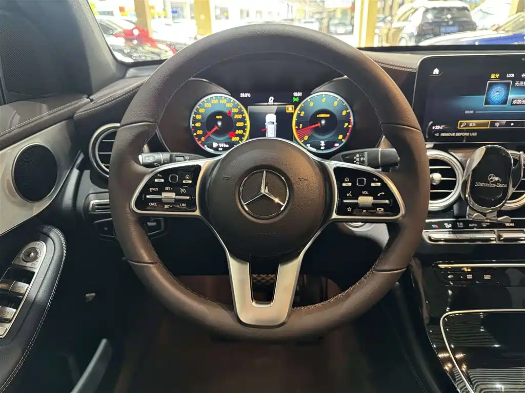 Mercedes-Benz GLC 2022 Facelift GLC 260 L 4MATIC Dynamic фото 11