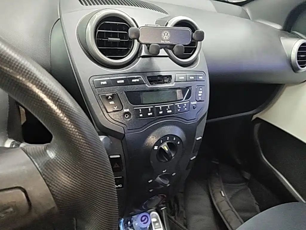 BYD F0 2014 2013 1.0L AMT Cool Edition
